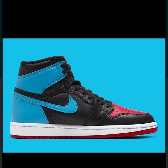 WMNS AIR JORDAN 1 HIGH OG 'UNC TO CHICAGO'. - Picture 3 of 13